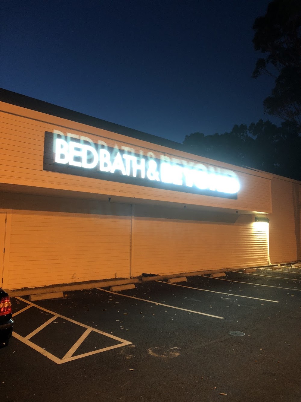 Bed Bath & Beyond