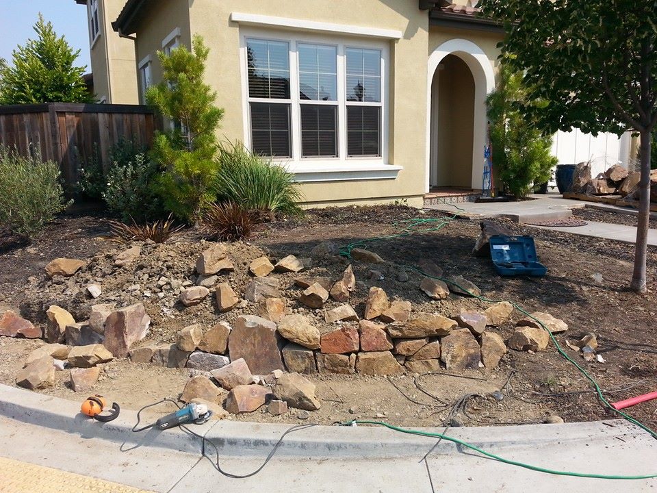 Le Jardinier Landscape Management & Construction